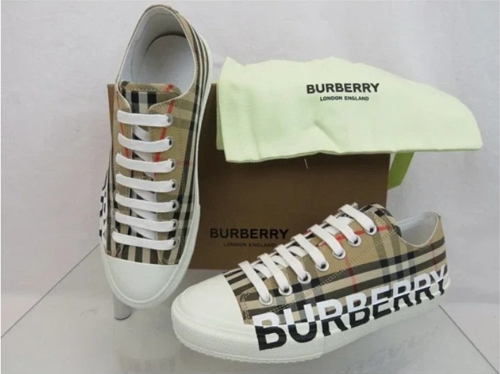 Burberry larkhall sneakers hotsell